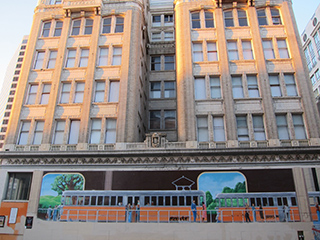 oakland trolley mural